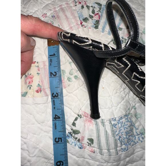 FERRAGAMO STITCHED BLACK LEATHER SANDALS 4" HEEL - Picture 7 of 8